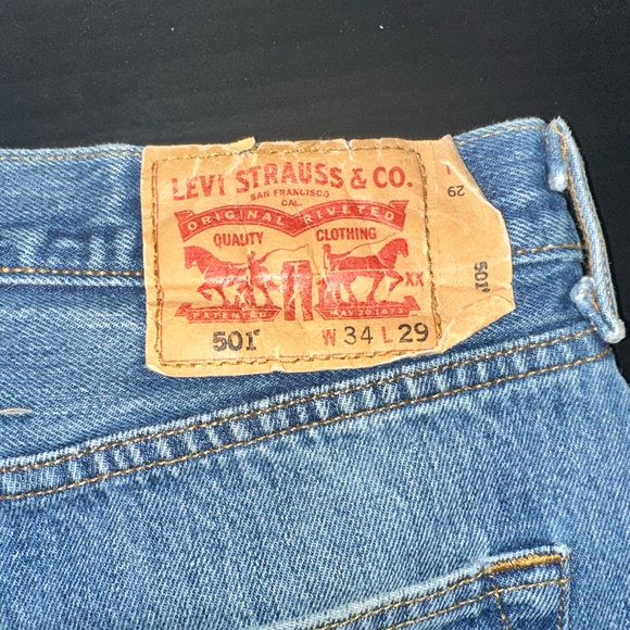 Levi’s Jean Shorts - Picture 4 of 6